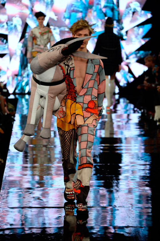 Aristides-Vanis_fw14_fy10