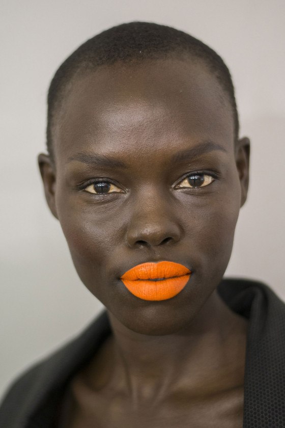 orange on da bu black