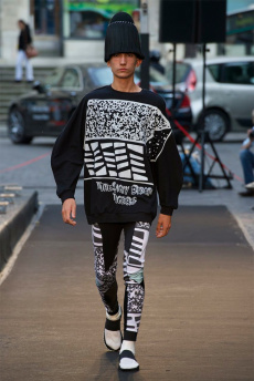 henrik-vibskov-2015-spring-summer-paris-fashion-week14