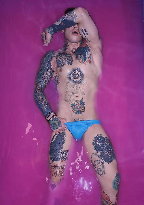swimmin in da pink