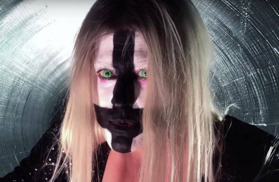 peaches-sick-in-the-head